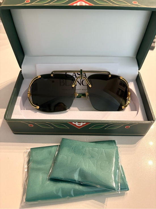 Casa Blanco Black and Gold Aviator Sunglasses